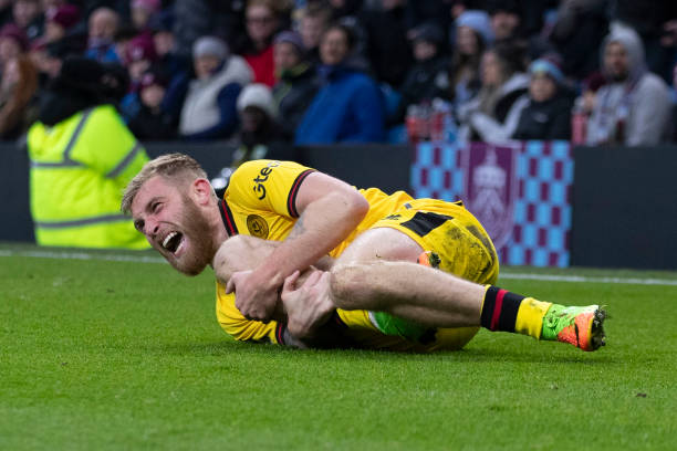 各国应加强 各国应加强