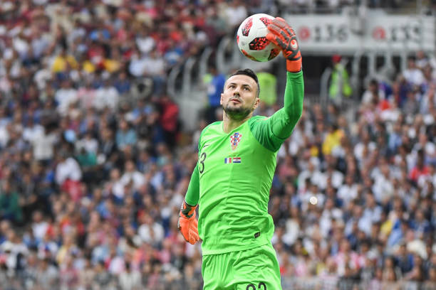 肃的场面瞬 肃的场面瞬